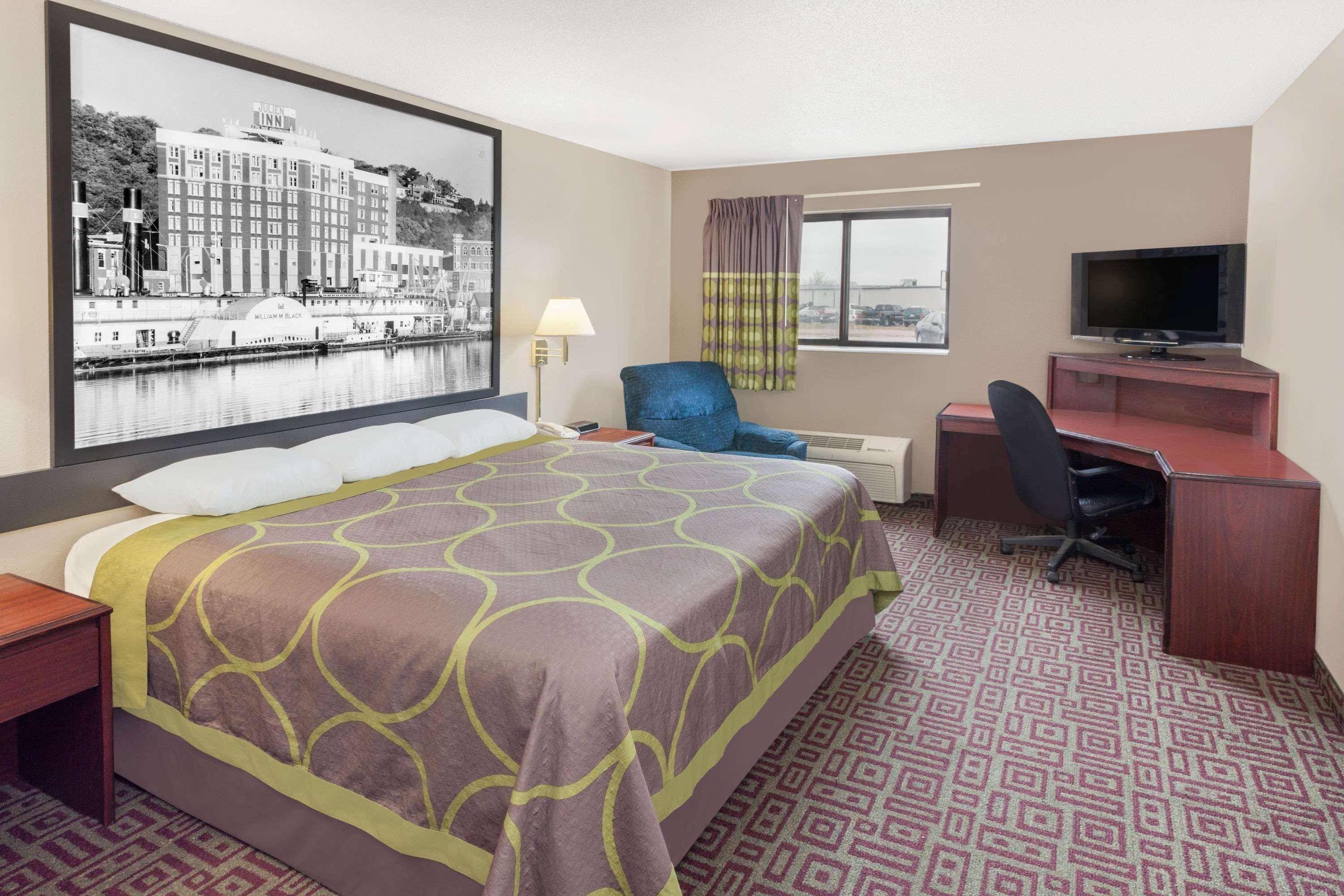 ซูเปอร์ 8 บาย วินด์แฮม มัสคาไทน์ Hotel Muscatine ภายนอก รูปภาพ
